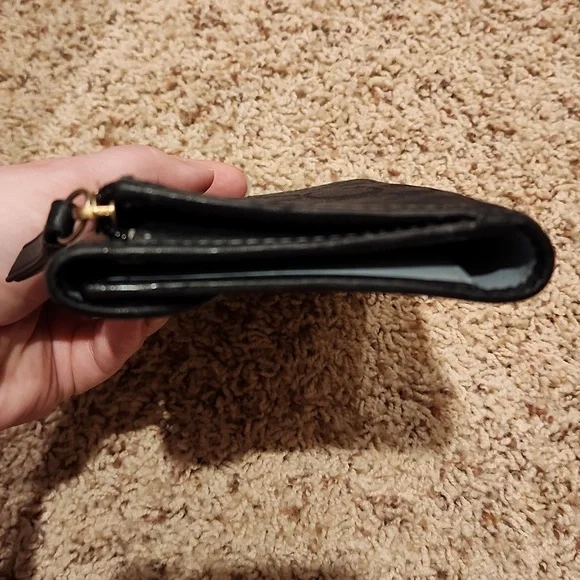 GUC Coach Wallet - Picture 8 of 8